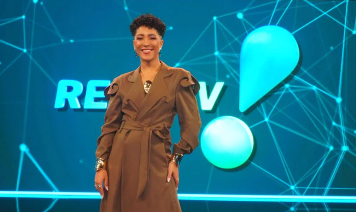 Nath Finan&ccedil;as estreia como apresentadora na televis&atilde;o aberta com &ldquo;Dinheiro na Conta&rdquo;, novo reality da RedeTV!